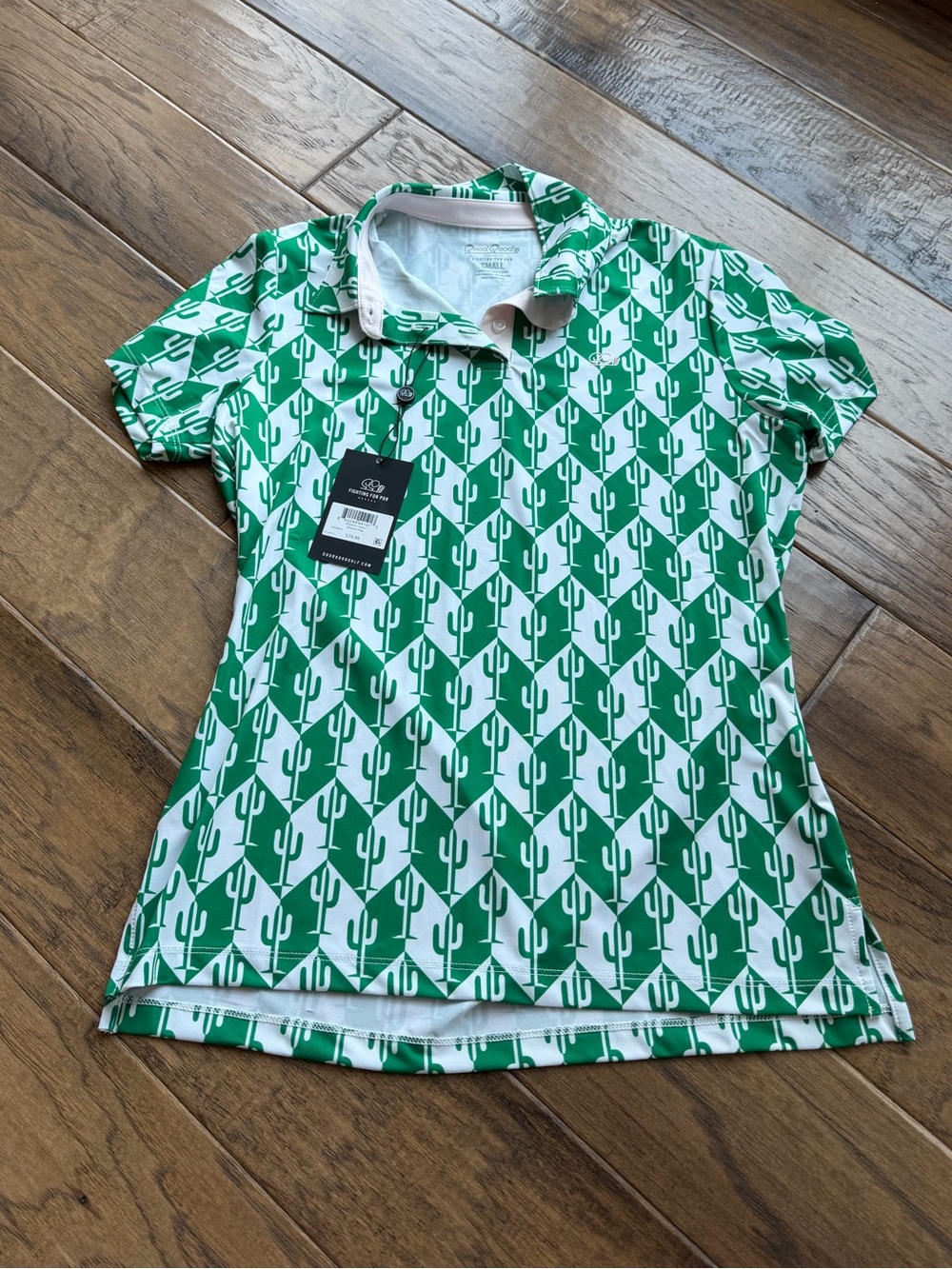 Women’s NWT Green Cactus Print Short Sleeve Polo Tee